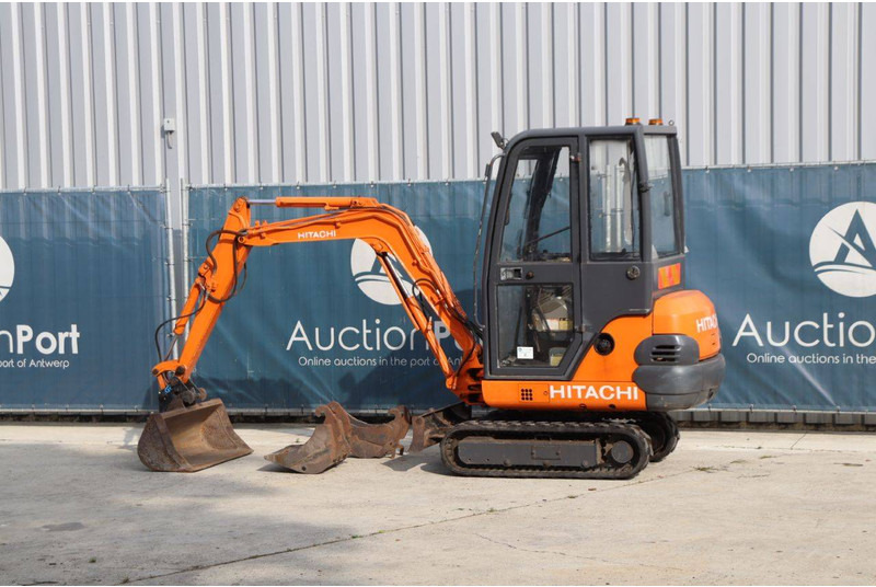 Hitachi EX15 - Escavadora de rastos: foto 3 Hitachi EX15 - Escavadora de rastos: foto 3