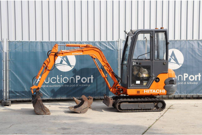 Hitachi EX15 - Escavadora de rastos: foto 1 Hitachi EX15 - Escavadora de rastos: foto 1