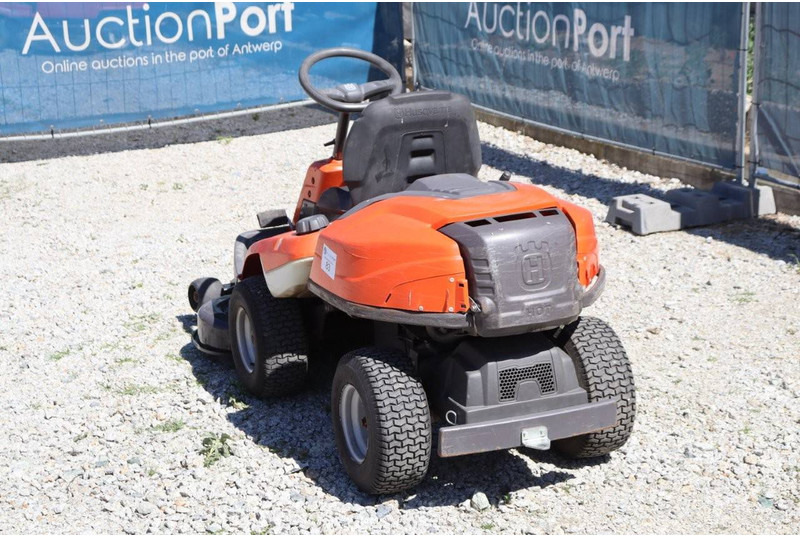 Husqvarna R214TC - Cortador de grama: foto 4 Husqvarna R214TC - Cortador de grama: foto 4