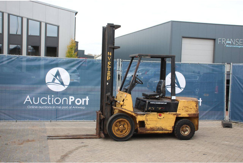 Hyster H3.00XL - Empilhadeira a diesel: foto 1 Hyster H3.00XL - Empilhadeira a diesel: foto 1