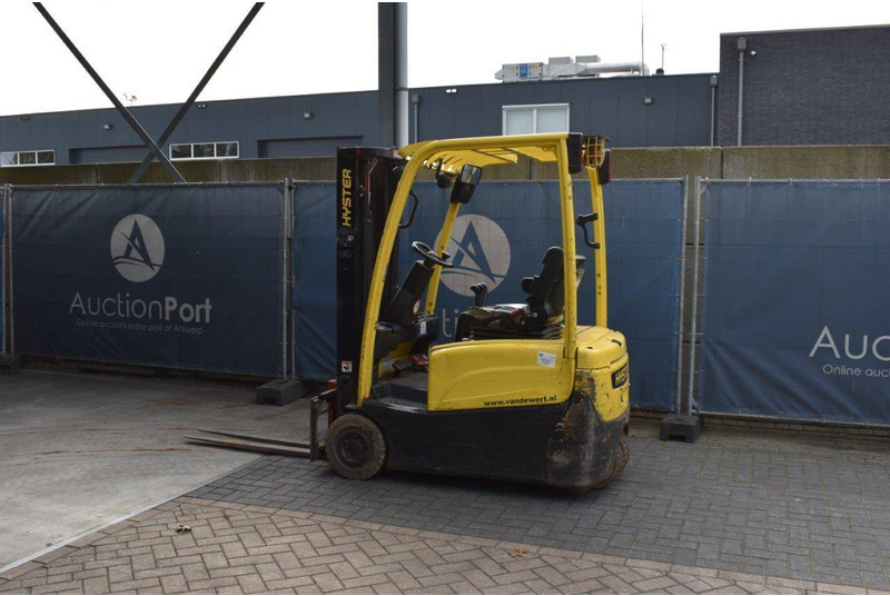 Hyster J1.6XNT - Empilhadeira elétrica: foto 3 Hyster J1.6XNT - Empilhadeira elétrica: foto 3