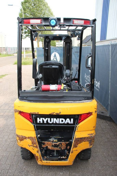 Hyundai 25B-9 - Empilhadeira elétrica: foto 4 Hyundai 25B-9 - Empilhadeira elétrica: foto 4