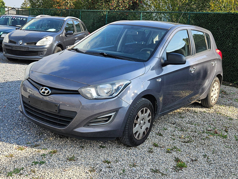 Hyundai i20 (I - update) 1.2 - Sedan: foto 1 Hyundai i20 (I - update) 1.2 - Sedan: foto 1