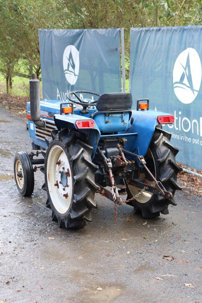 Iseki TU1900 - Trator: foto 4 Iseki TU1900 - Trator: foto 4