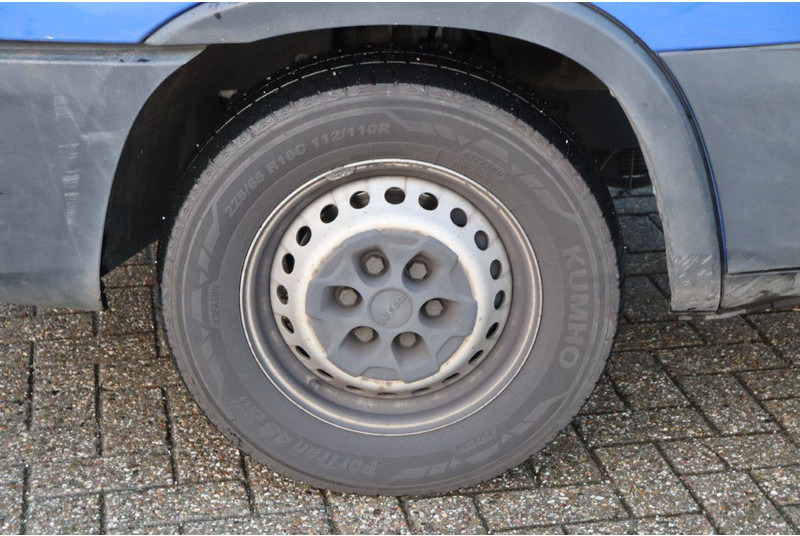 Automóvel Iveco Daily 35C15: foto 14 Automóvel Iveco Daily 35C15: foto 14