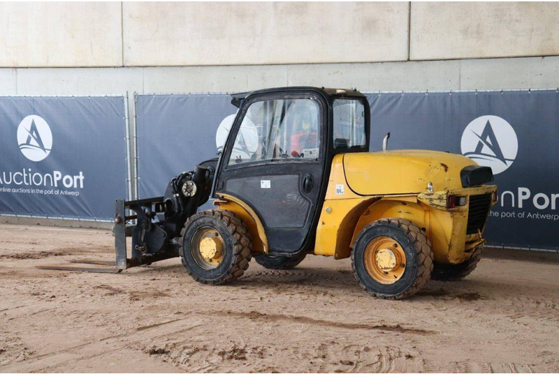 JCB 520-40 - Empilhador telescópico: foto 3 JCB 520-40 - Empilhador telescópico: foto 3