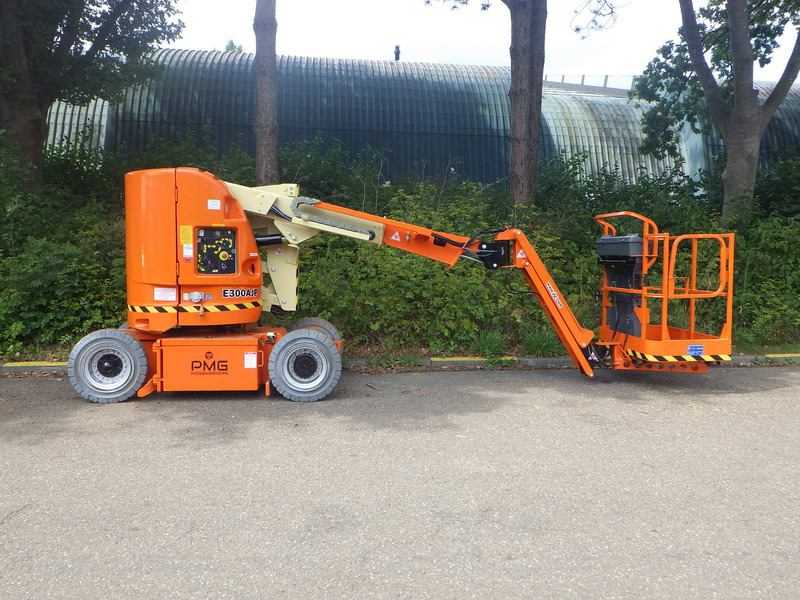 JLG E300AJP - Plataforma telescópica: foto 1 JLG E300AJP - Plataforma telescópica: foto 1