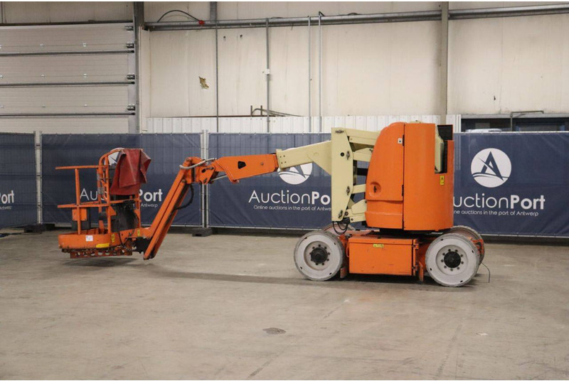 JLG E300AJP - Plataforma articulada: foto 3 JLG E300AJP - Plataforma articulada: foto 3