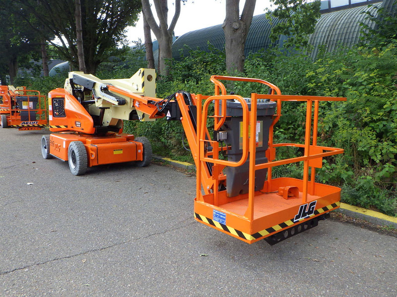 JLG E400AJPN - Plataforma telescópica: foto 2 JLG E400AJPN - Plataforma telescópica: foto 2