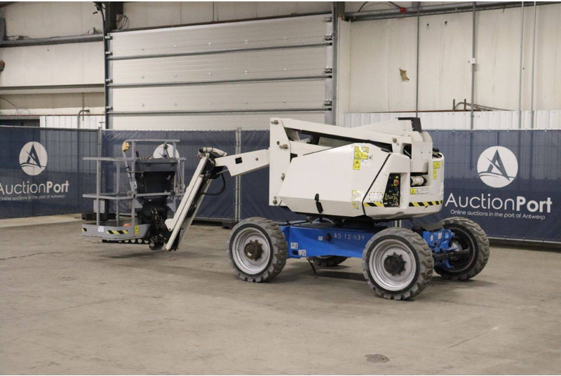 JLG H340AJ 4 WD - Plataforma articulada: foto 4 JLG H340AJ 4 WD - Plataforma articulada: foto 4