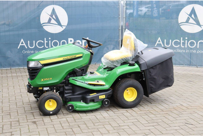 John Deere X350R - Cortador de grama: foto 1 John Deere X350R - Cortador de grama: foto 1