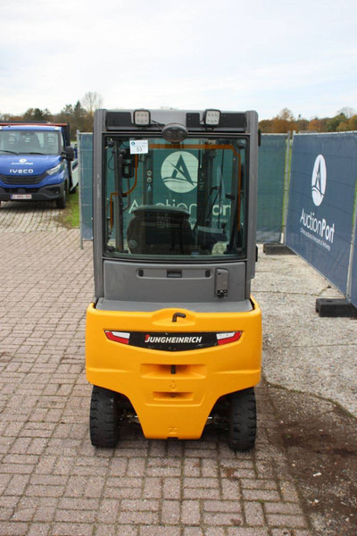 Jungheinrich EFG 316 - Empilhadeira elétrica: foto 4 Jungheinrich EFG 316 - Empilhadeira elétrica: foto 4