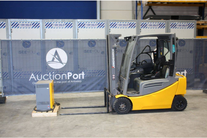 Jungheinrich EFG 316 - Empilhadeira elétrica: foto 2 Jungheinrich EFG 316 - Empilhadeira elétrica: foto 2