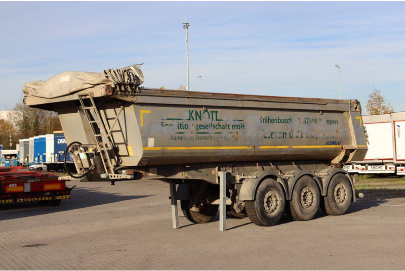 Knott GmbH - Semi-reboque basculante: foto 3 Knott GmbH - Semi-reboque basculante: foto 3