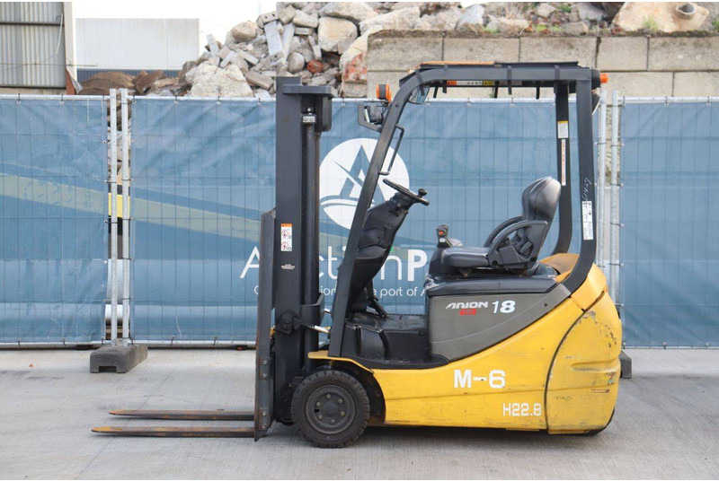 Komatsu FB18M-12 - Empilhadeira elétrica: foto 2 Komatsu FB18M-12 - Empilhadeira elétrica: foto 2