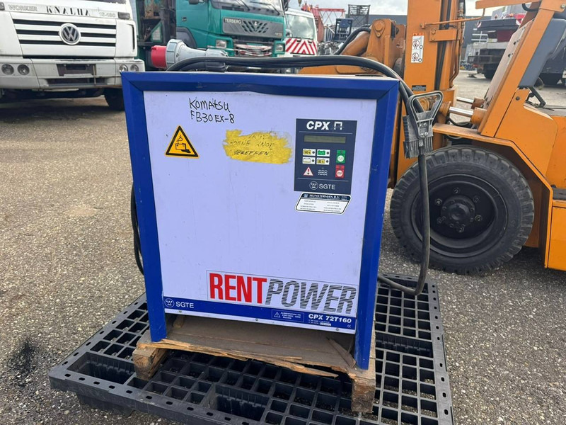 Komatsu FB30EX-8 - Empilhadeira elétrica: foto 4 Komatsu FB30EX-8 - Empilhadeira elétrica: foto 4