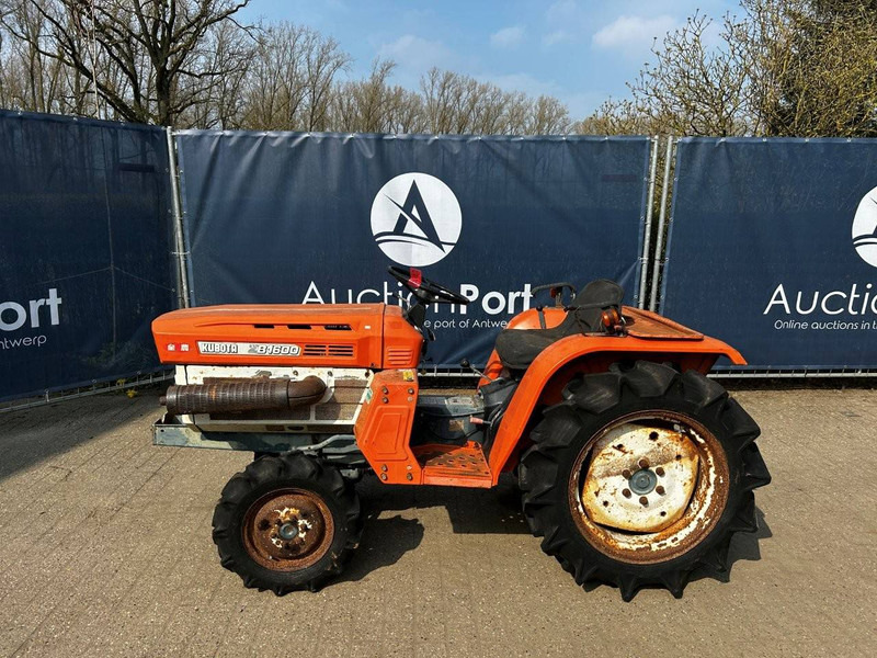 Kubota B1600E - Trator: foto 1 Kubota B1600E - Trator: foto 1