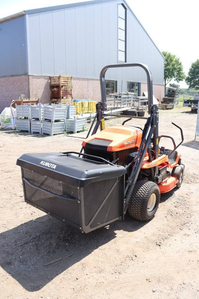 Kubota GZD15-II - Cortador de grama: foto 5 Kubota GZD15-II - Cortador de grama: foto 5
