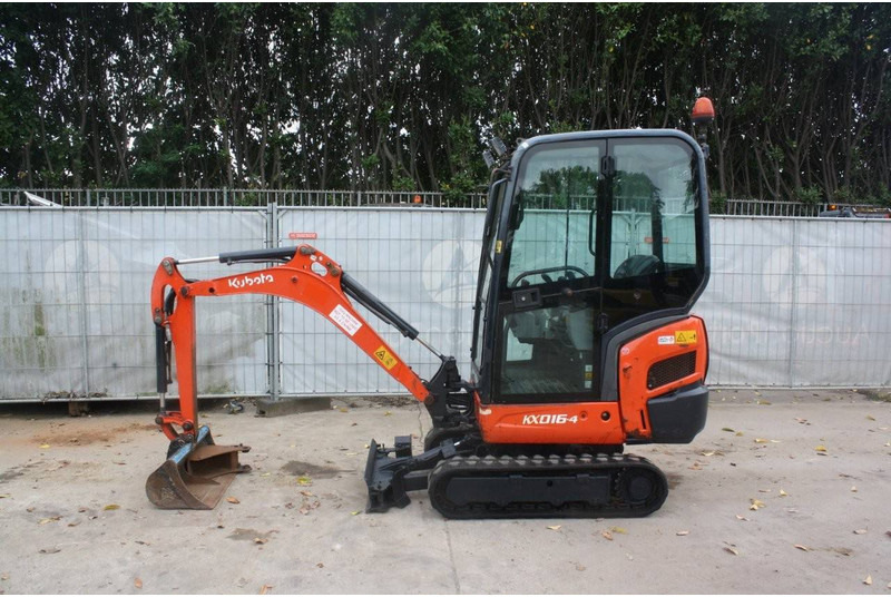 Kubota KX016-4 - Mini escavadeira: foto 2 Kubota KX016-4 - Mini escavadeira: foto 2
