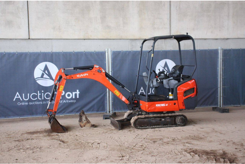 Kubota KX016-4 - Mini escavadeira: foto 1 Kubota KX016-4 - Mini escavadeira: foto 1