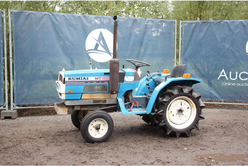 Kumiai MT1601 - Trator: foto 1 Kumiai MT1601 - Trator: foto 1