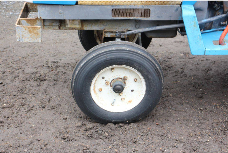 Trator Kumiai MT1601: foto 15