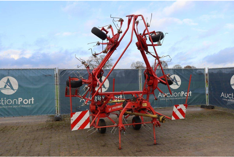 Lely 4.1033.0003.1 - Ancinho enleirador: foto 1 Lely 4.1033.0003.1 - Ancinho enleirador: foto 1