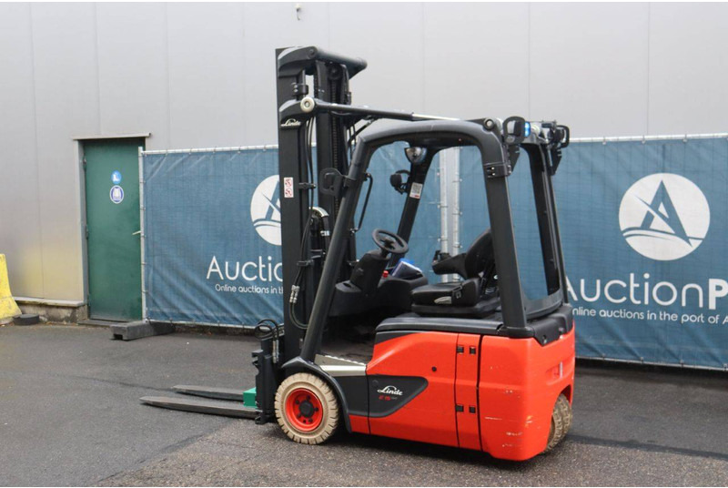 Linde E15-02 - Empilhadeira elétrica: foto 3 Linde E15-02 - Empilhadeira elétrica: foto 3