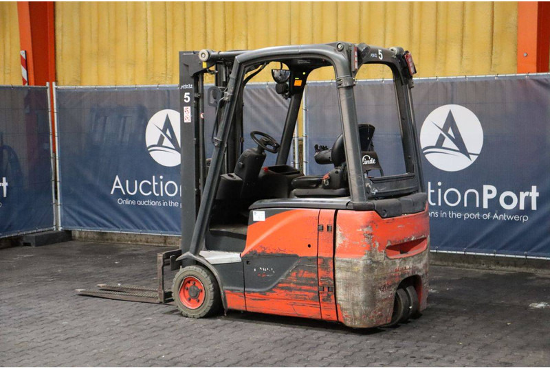 Linde E16H-02 - Empilhadeira elétrica: foto 3 Linde E16H-02 - Empilhadeira elétrica: foto 3