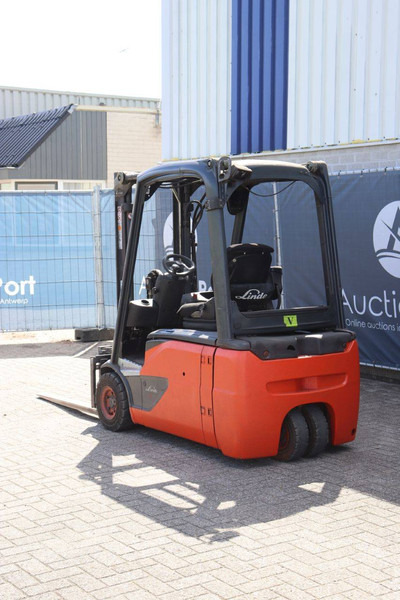 Linde E16L-02 - Empilhadeira elétrica: foto 4 Linde E16L-02 - Empilhadeira elétrica: foto 4