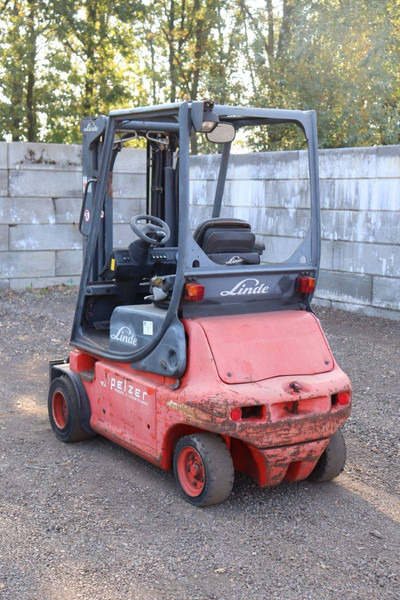 Linde E20P-02 - Empilhadeira elétrica: foto 4 Linde E20P-02 - Empilhadeira elétrica: foto 4
