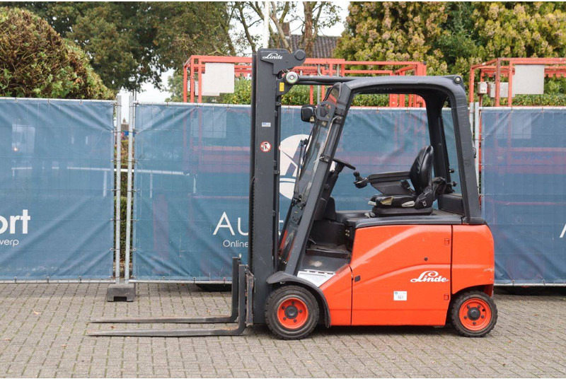 Linde E20PH-01 - Empilhadeira elétrica: foto 1 Linde E20PH-01 - Empilhadeira elétrica: foto 1