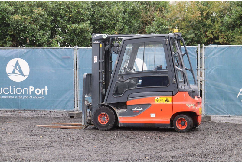 Linde E30L-01 - Empilhadeira elétrica: foto 3 Linde E30L-01 - Empilhadeira elétrica: foto 3