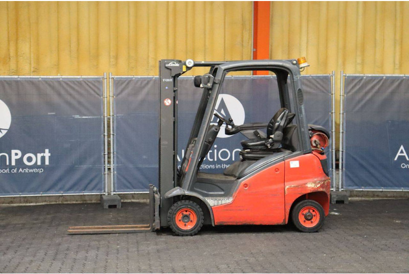 Linde H16T-01 - Empilhadeira a gás: foto 1 Linde H16T-01 - Empilhadeira a gás: foto 1