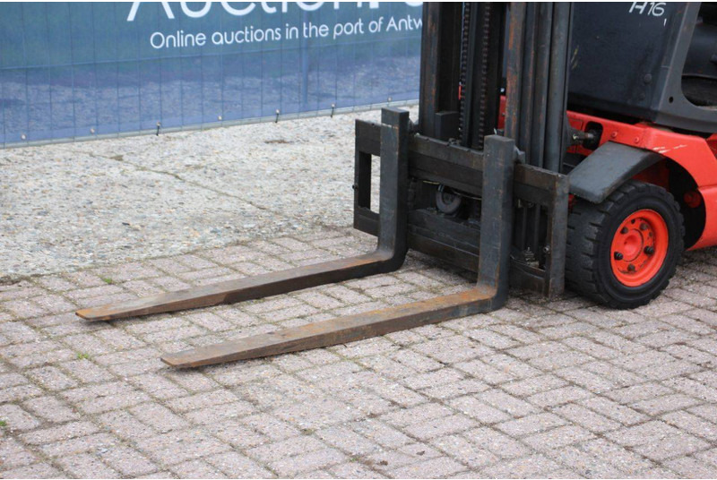 Empilhadeira a gás Linde H16T-02: foto 9