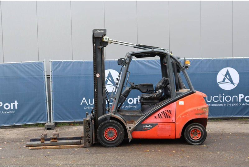 Linde H30D-02 - Empilhadeira a diesel: foto 2 Linde H30D-02 - Empilhadeira a diesel: foto 2