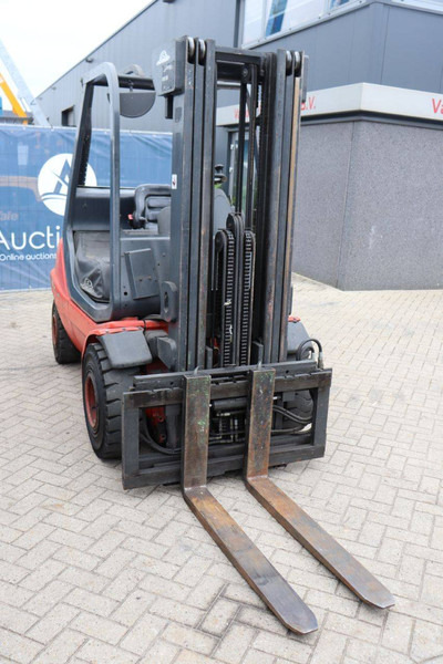 Empilhadeira a gás Linde H30T-03: foto 7