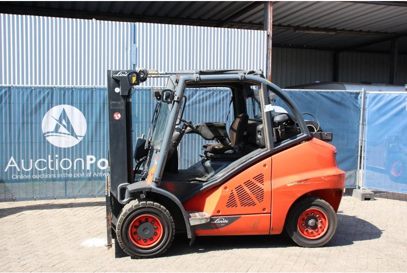 Linde H50T-02/600 - Empilhadeira a diesel: foto 1 Linde H50T-02/600 - Empilhadeira a diesel: foto 1