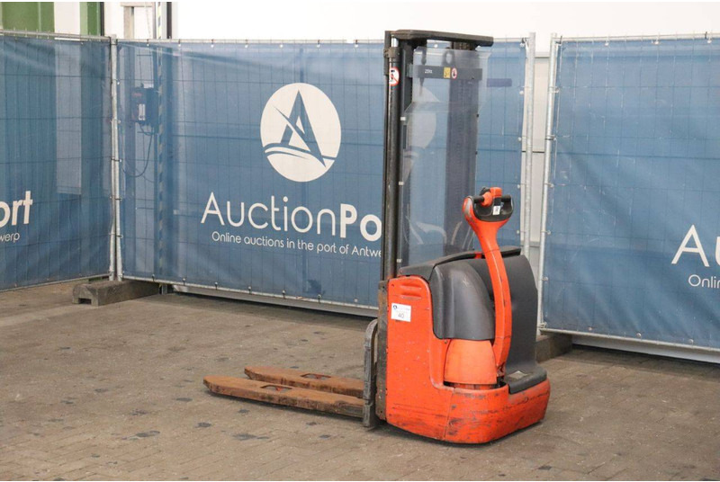 Linde L12 - Stacker: foto 3 Linde L12 - Stacker: foto 3