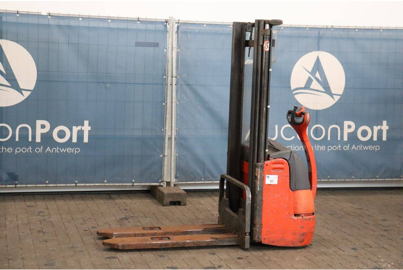 Linde L12 - Stacker: foto 1 Linde L12 - Stacker: foto 1