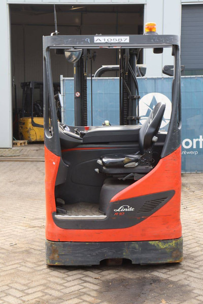 Linde R10B - Empilhador retráctil: foto 5 Linde R10B - Empilhador retráctil: foto 5