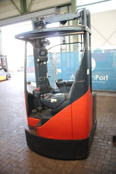 Linde R14X-03 - Empilhador retráctil: foto 5 Linde R14X-03 - Empilhador retráctil: foto 5