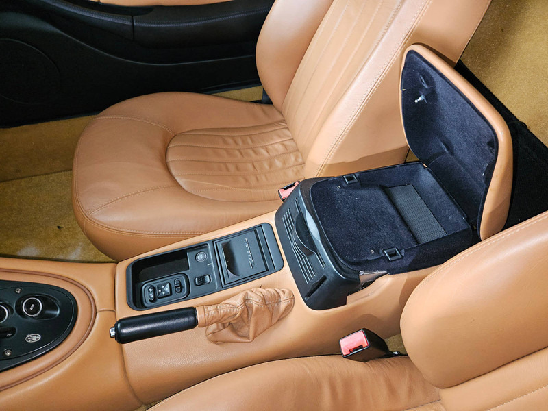 Automóvel Maserati Spyder Cambiocorsa: foto 13