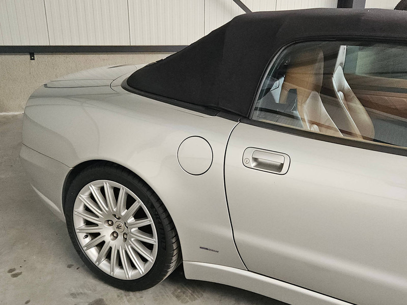 Automóvel Maserati Spyder Cambiocorsa: foto 6