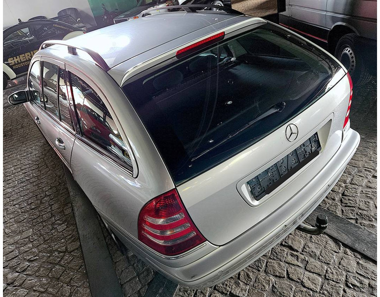 Mercedes-Benz C-Klasse Estate (S203) _ 200 CDI Automatic - Sedan: foto 2 Mercedes-Benz C-Klasse Estate (S203) _ 200 CDI Automatic - Sedan: foto 2