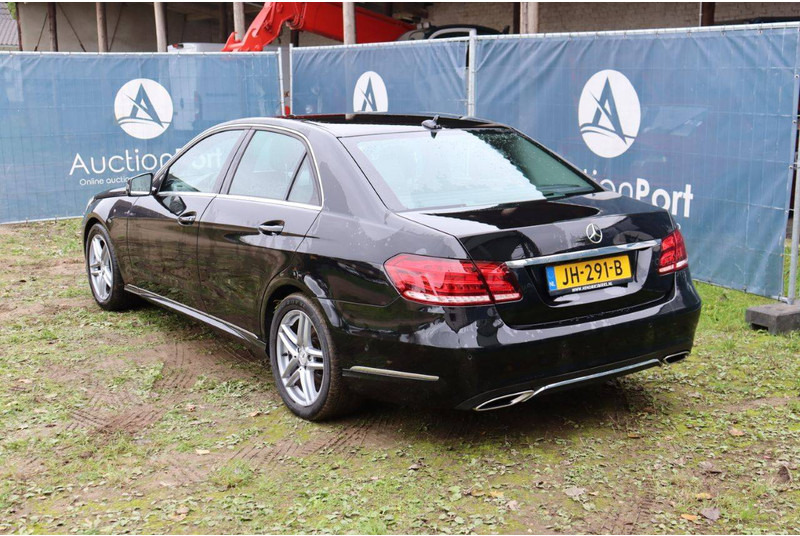 Mercedes-Benz E-Klasse 350 BLUETEC - Sedan: foto 4 Mercedes-Benz E-Klasse 350 BLUETEC - Sedan: foto 4