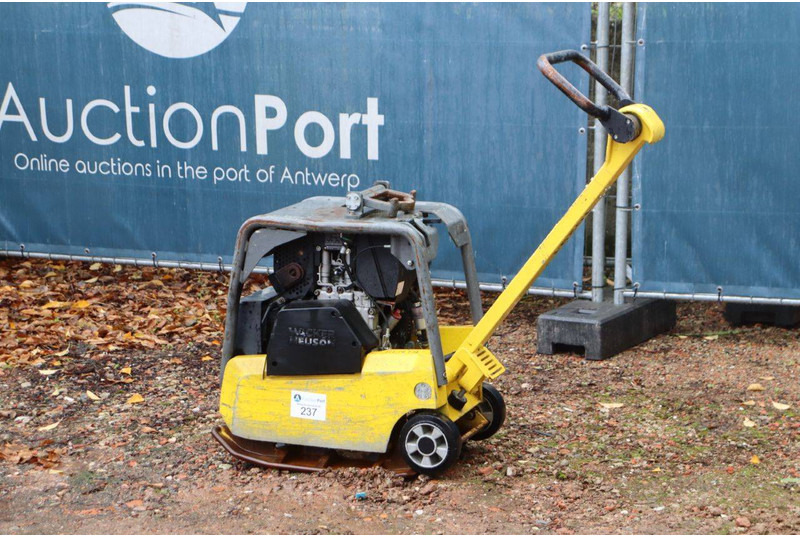 Neuson DPU3050 - Placas vibratórias: foto 2 Neuson DPU3050 - Placas vibratórias: foto 2