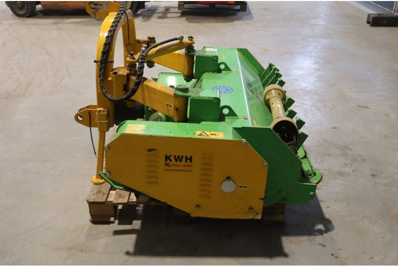 New Holland FRUTTO-07 140 - Cortador de grama: foto 4 New Holland FRUTTO-07 140 - Cortador de grama: foto 4