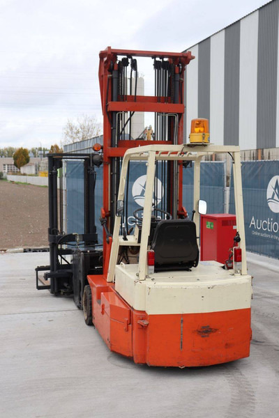 Nissan  - Empilhadeira elétrica: foto 4 Nissan  - Empilhadeira elétrica: foto 4