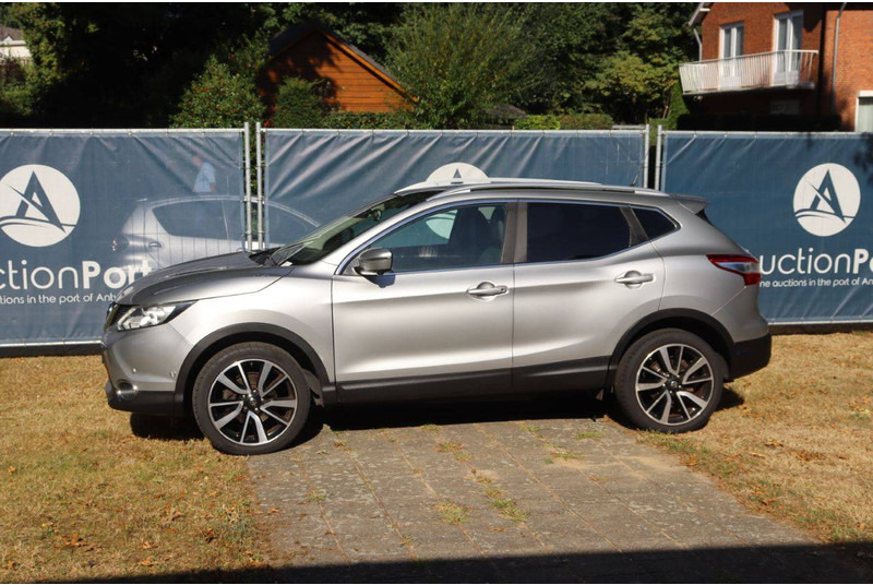 Nissan QASHQAI - SUV: foto 1 Nissan QASHQAI - SUV: foto 1